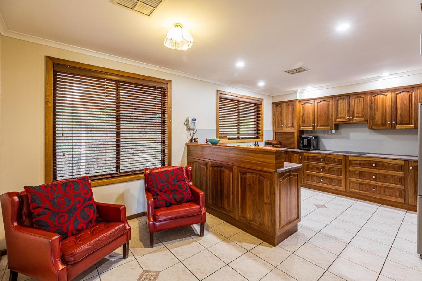 Watervale Hotel Guesthouse Экстерьер фото
